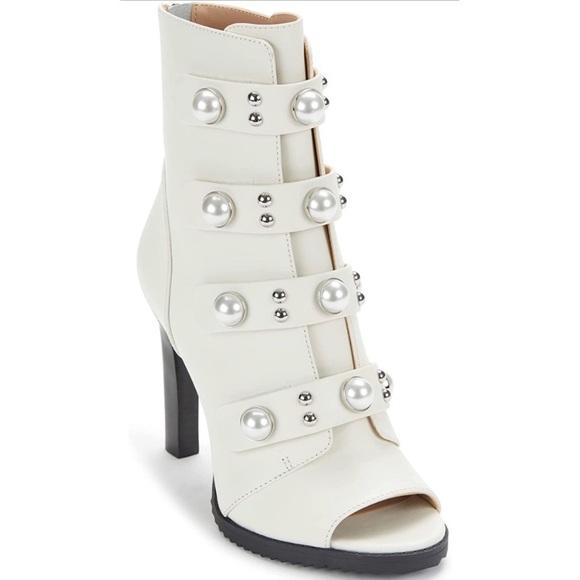 Elegant White Pearl-Embellished Women's Ankle Boots - Picture 1 of 6